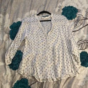 Quartered sleeve blouse